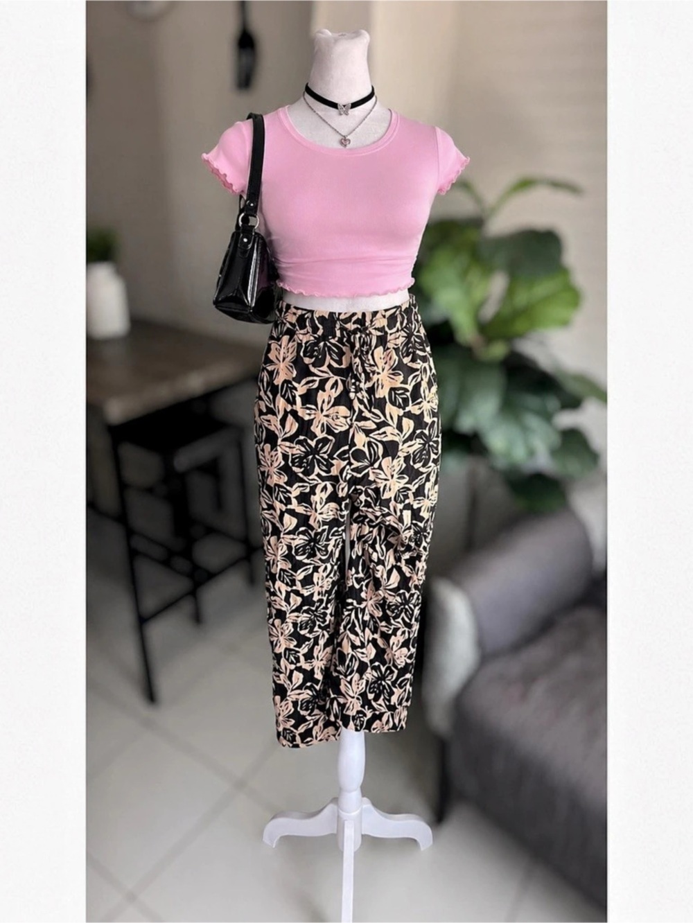 Robert Louis 3X Floral Rayon Capri Pants Pull-On Drawstring Cropped Pants